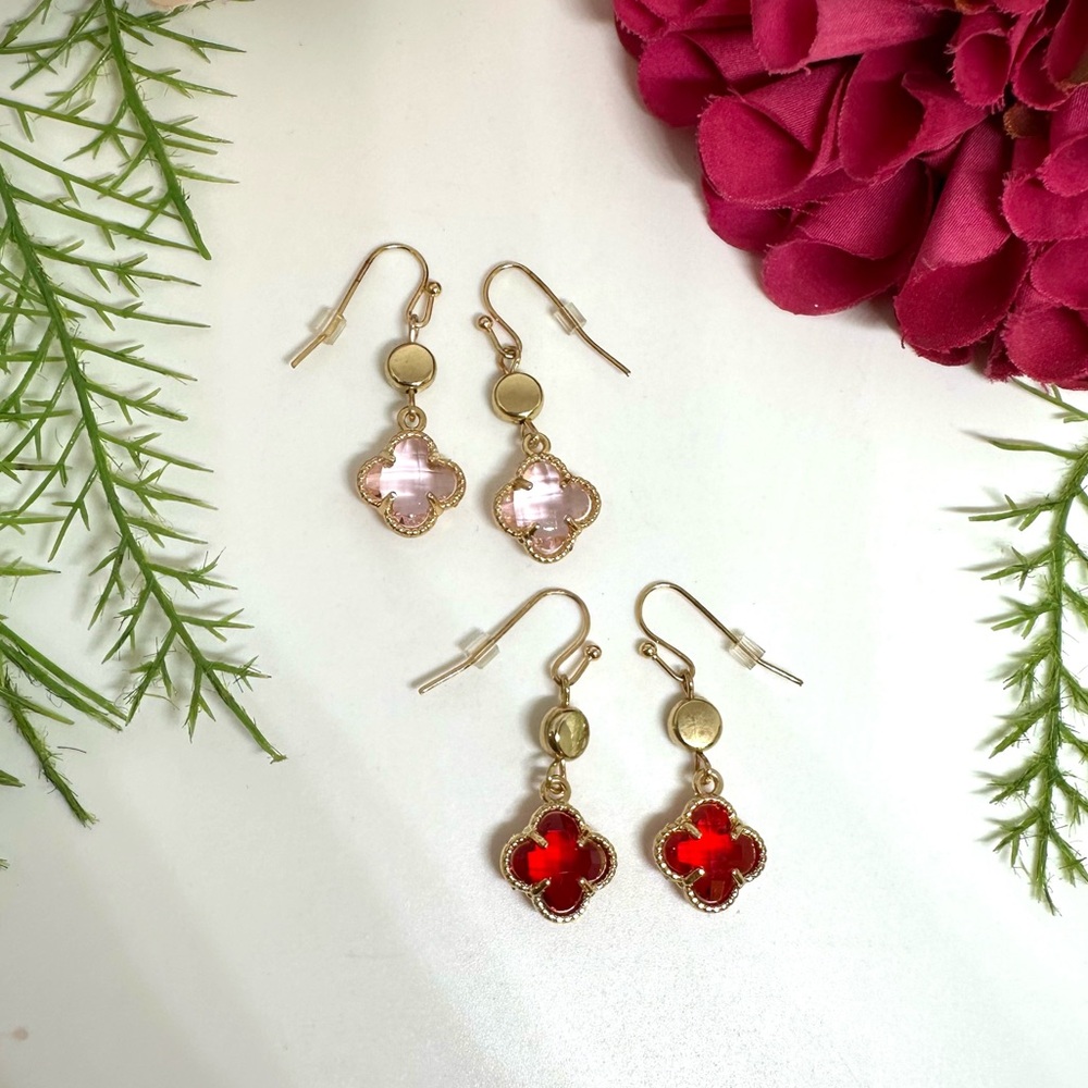NEW⚜️Crystal Clover Pink Charm Earrings - Picture 5 of 5